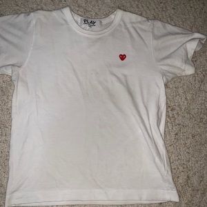 Comme des garçons size medium shirt